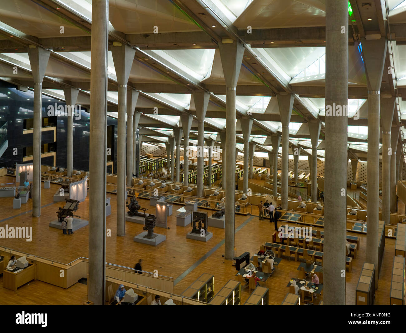 Interieur, Biblioteca Alexandrina, Bibliothek von Alexandria Stockfoto