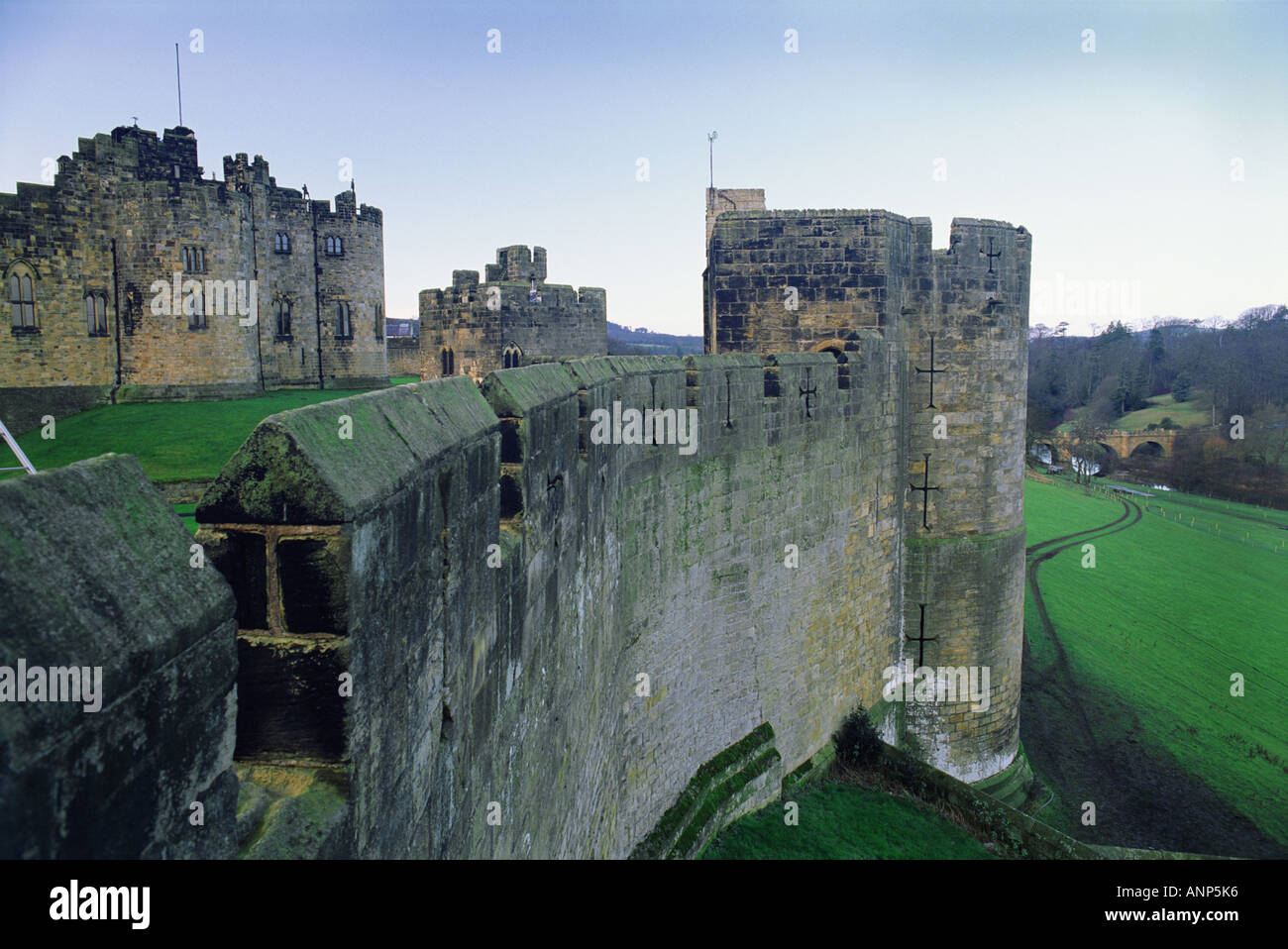 Vogelperspektive Blick auf die Mauer einer Burg Stockfoto