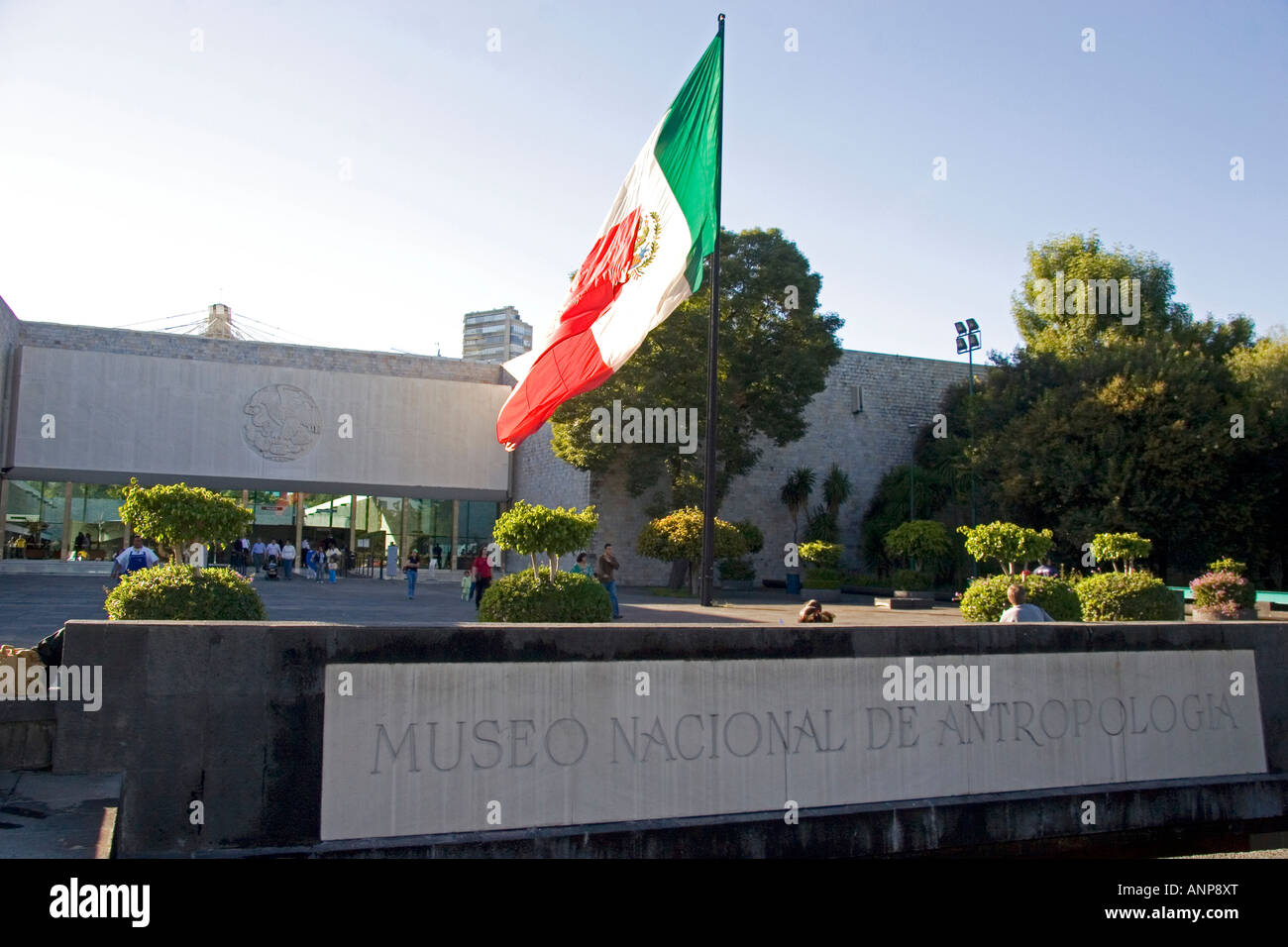Der vordere Eingang zum Nationalmuseum für Anthropologie in Mexiko-Stadt Mexiko Stockfoto