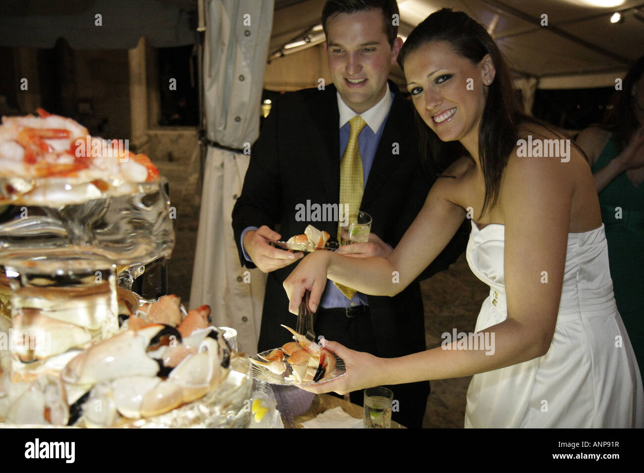 Miami Florida, Vizcaya Museum and Gardens, Renaissance Italianate, erbaut 1916, James Deering, Firmenveranstaltung, Paar, Erwachsene Erwachsene Männer Männer Männer, Frauen Stockfoto