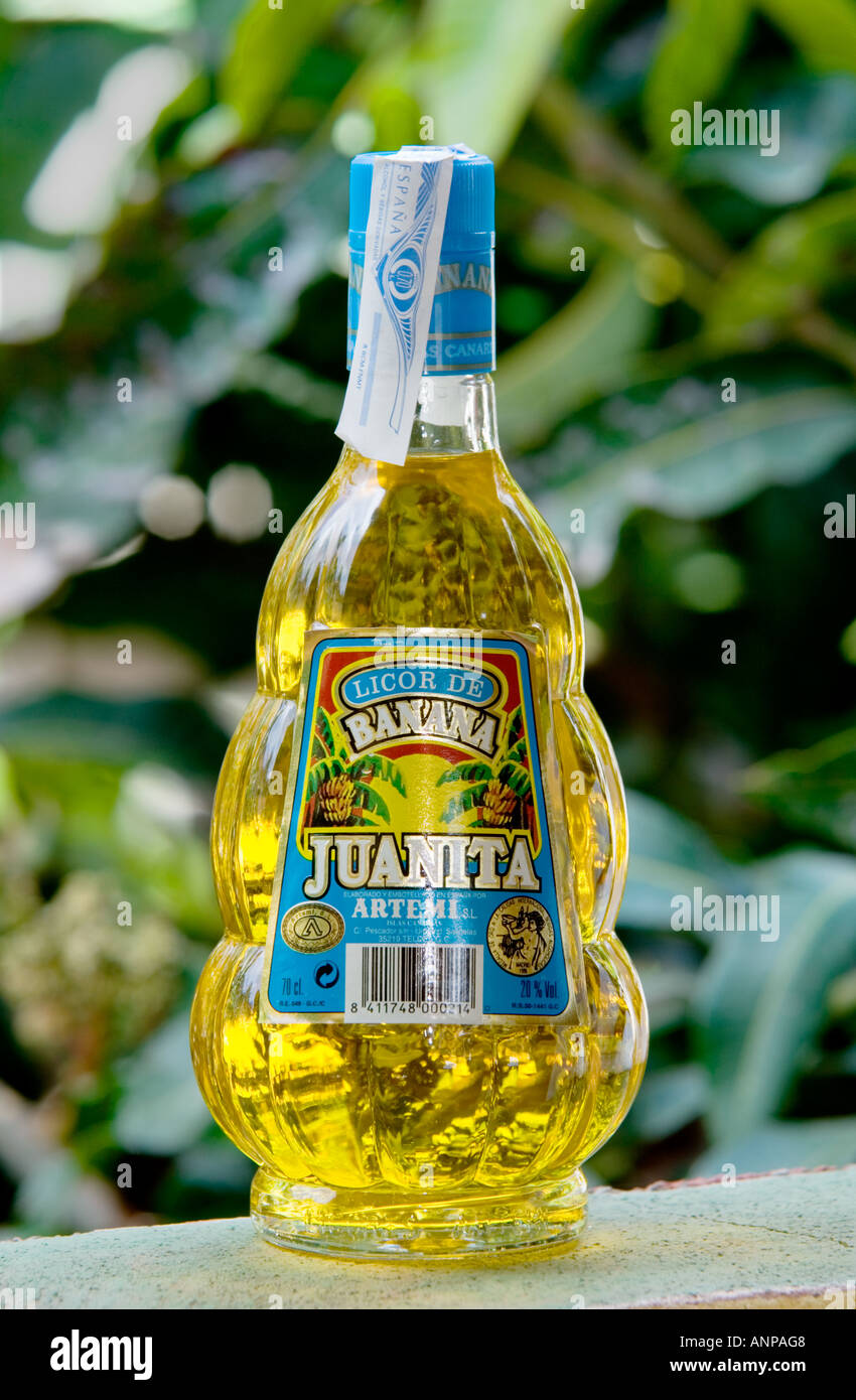 Banane Likör Alkohol trinken. Traditionelle Produkte auf der Insel von La Gomera, Kanarische Inseln Stockfoto