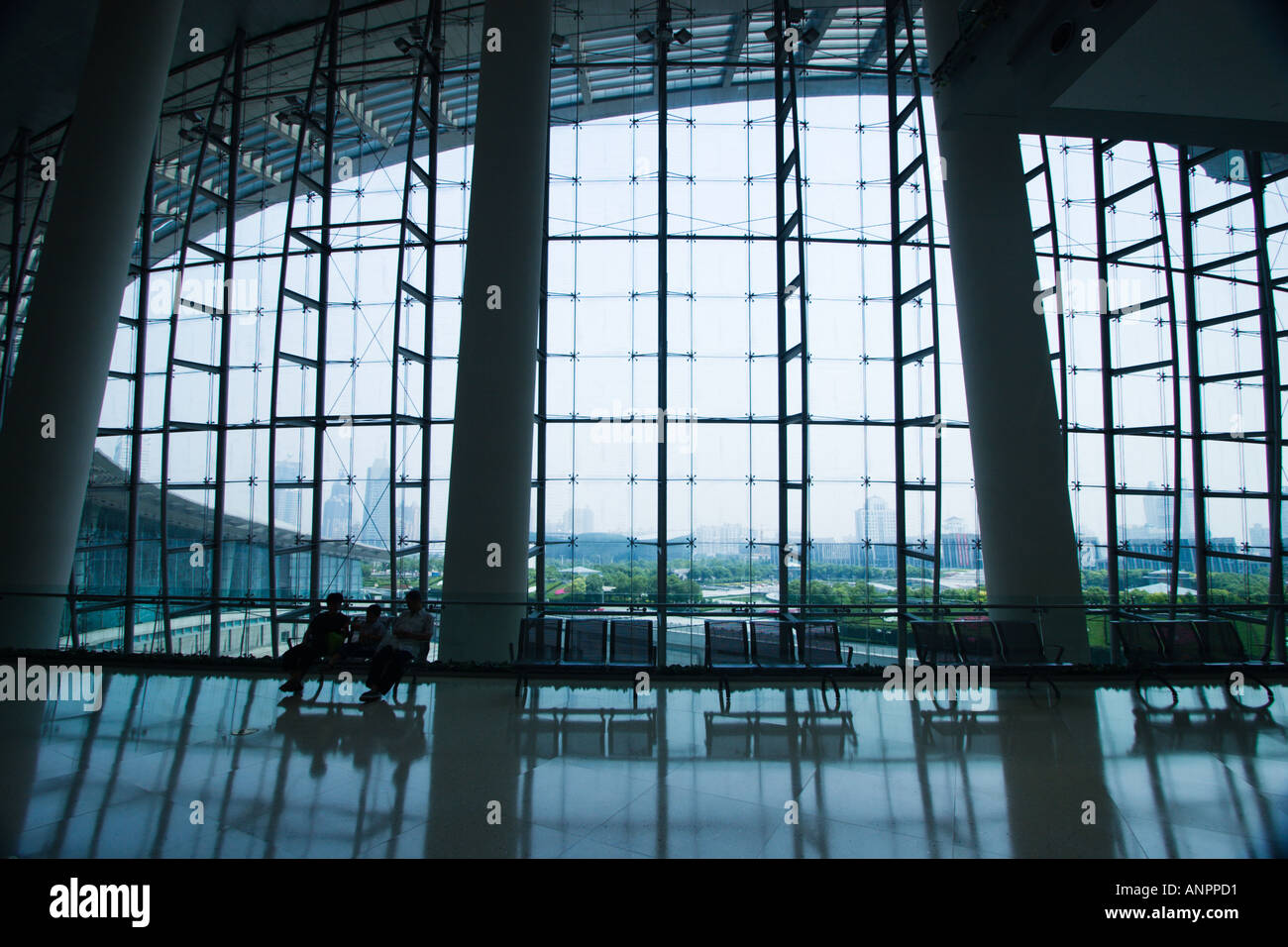 Foyer des Science and Technology Museum in Shanghai Stockfoto