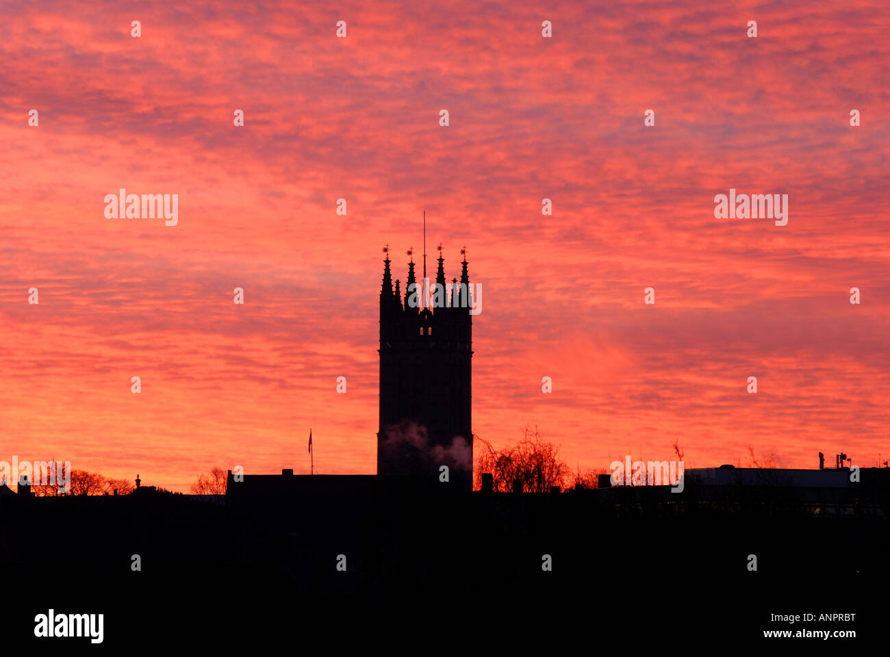 Str. Marys Kirche in der Morgendämmerung, Warwick, Warwickshire, England, UK Stockfoto