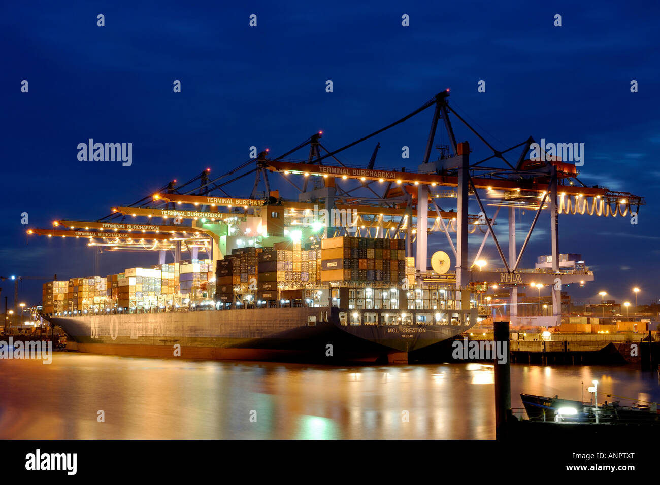 Containerschiff, Burchard-Kai, Hamburger Hafen, Deutschland Stockfoto