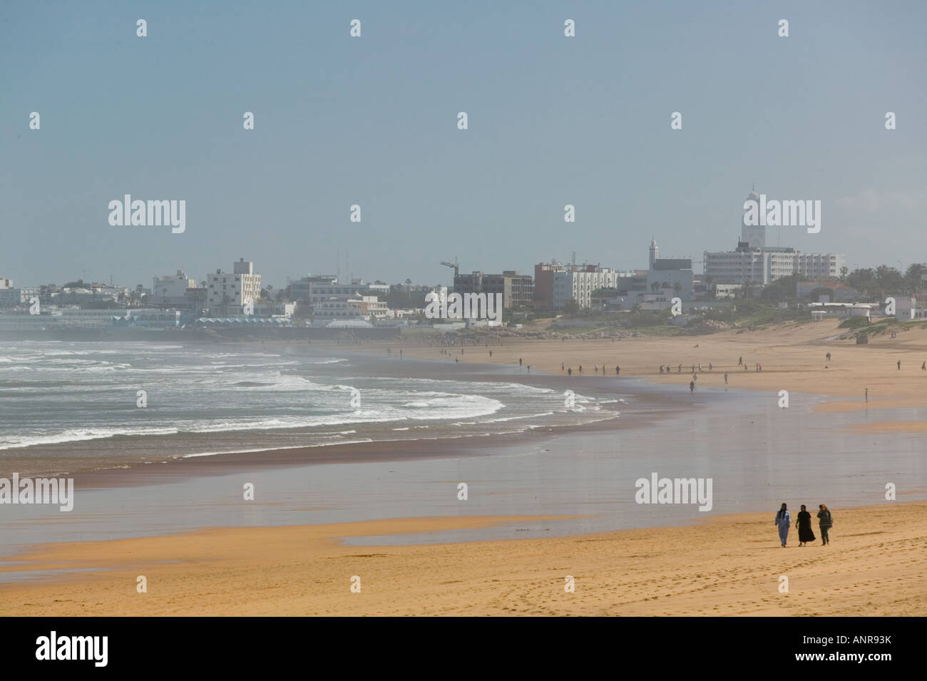 Marokko, Atlantikküste, CASABLANCA (AIN DIAB): AIN DIAB Strand entlang Stockfoto