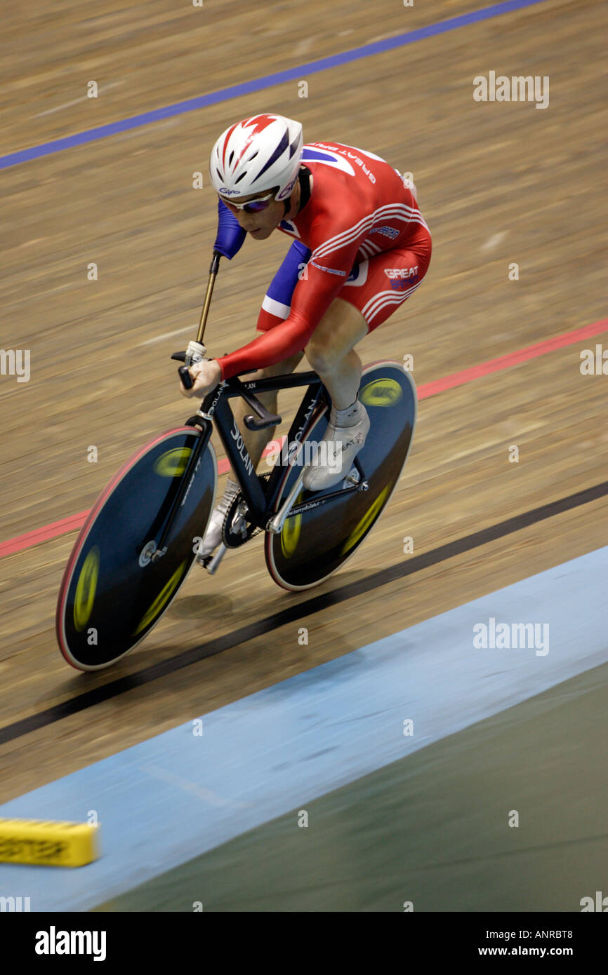 Gary Rosbotham Williams aus Großbritannien konkurriert in der Mens 3000m Verfolgung letzten LC1 gewinnen Silber Medaille Stockfoto