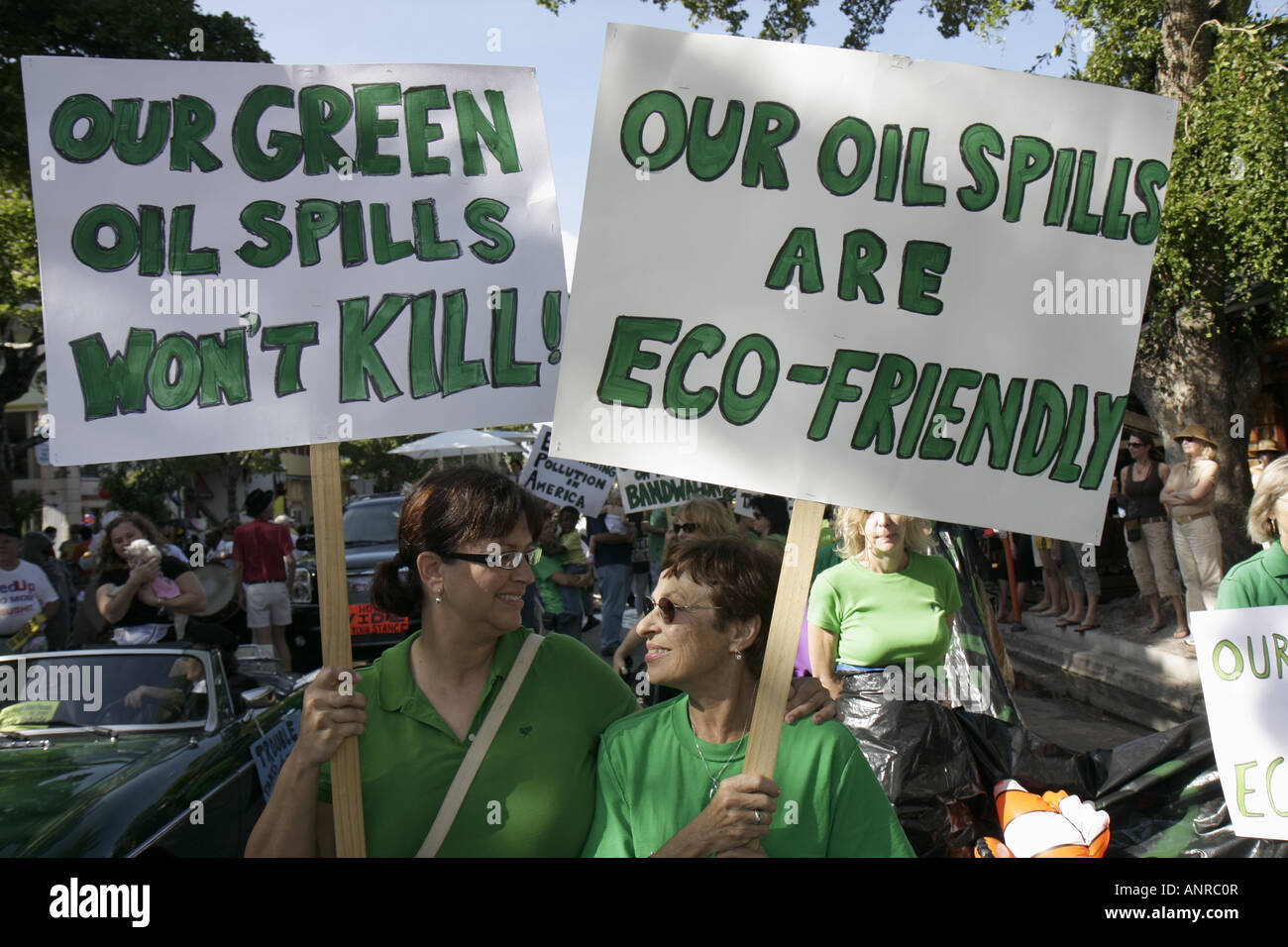 Miami Florida, Coconut Grove, King Mango Strut, jährliche Satire Parade, lustig, Humor, humorvoll, Humor, humorvoll, Parodie, grüne Bewegung, Unternehmensmarketing Stockfoto