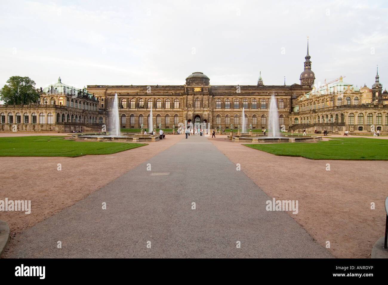 Der zwinger in dresden Fotos und Bildmaterial in hoher Auflösung Alamy