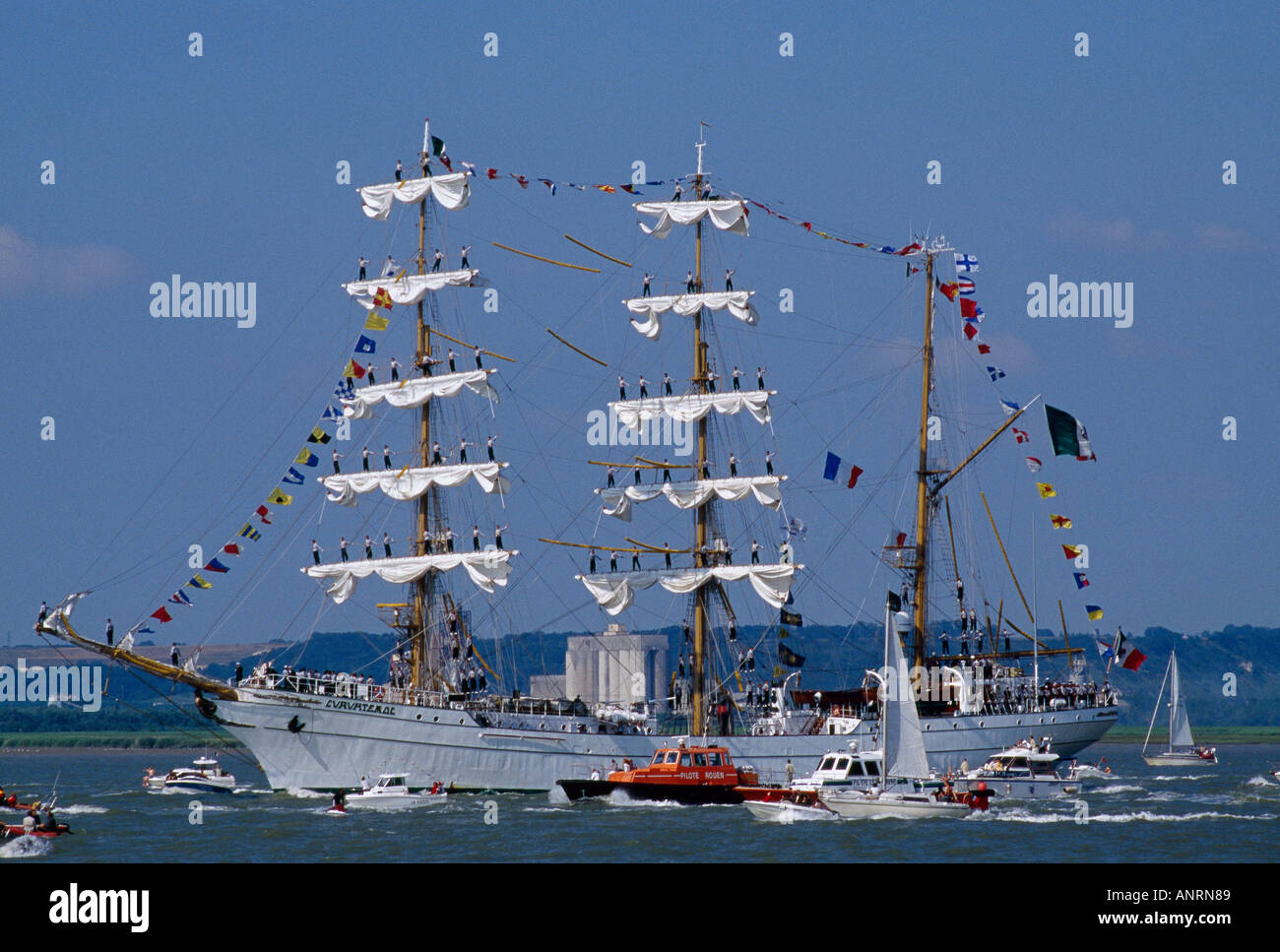 Cuauhtemoc auf dem Fluss Seine Grande Parade Rouen Armada 2003 Frankreich Stockfoto