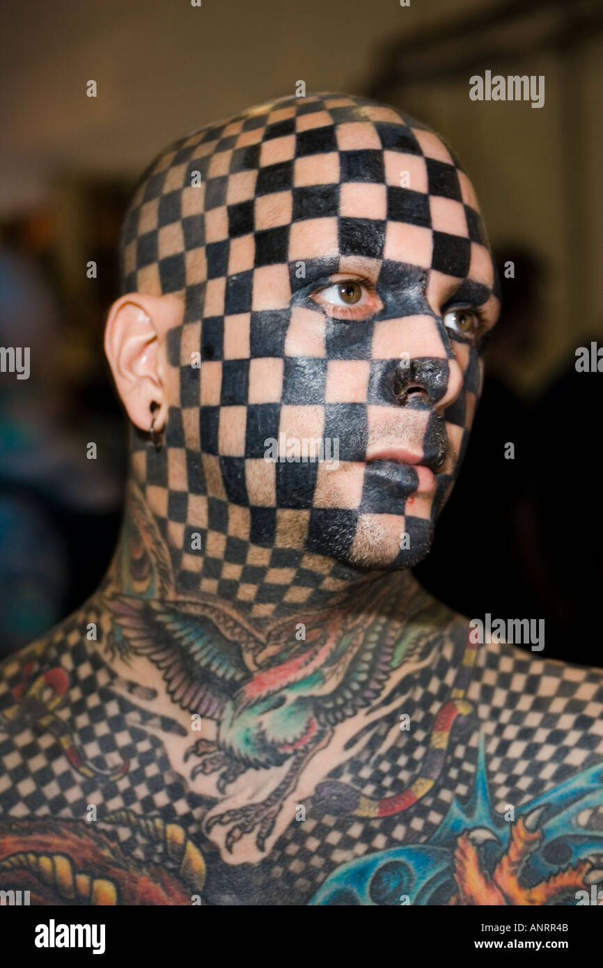 Checker-Gesicht auf London international Tattoo Convention, Großbritannien UK Stockfoto