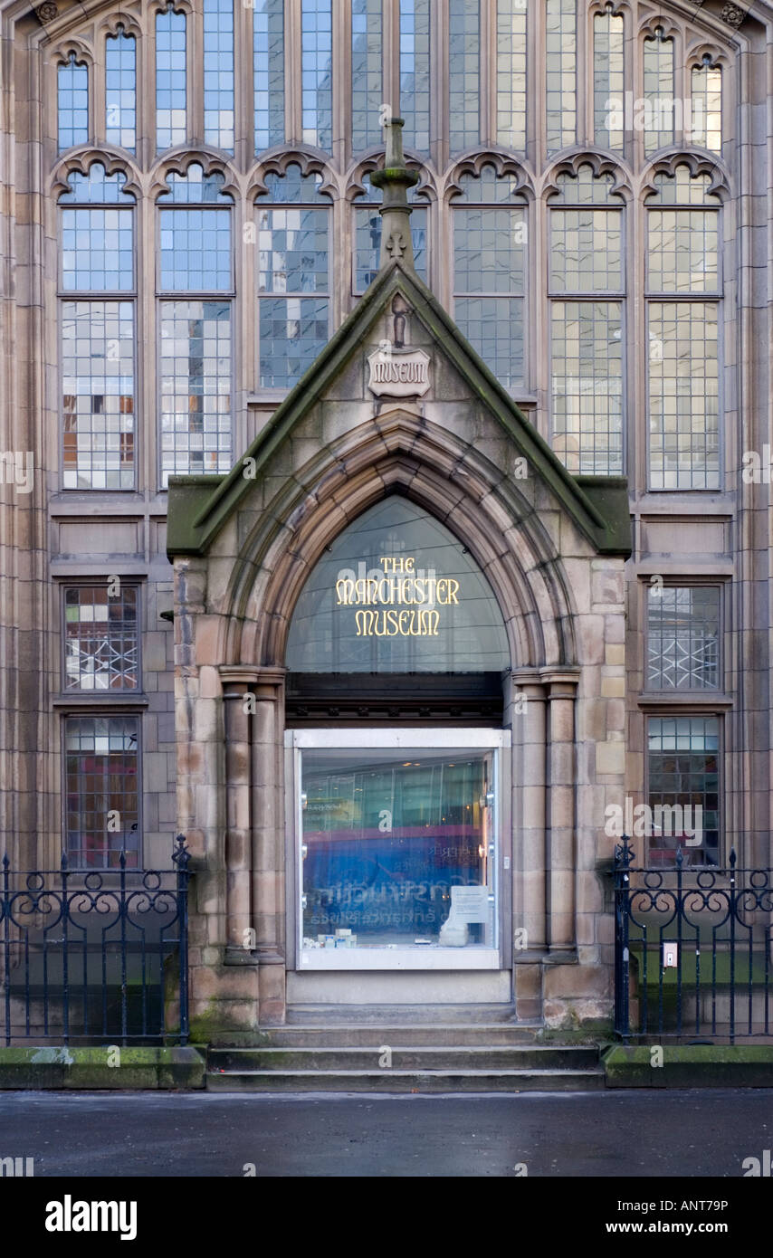 Das Manchester Museum auf Oxford Straße UK Stockfoto