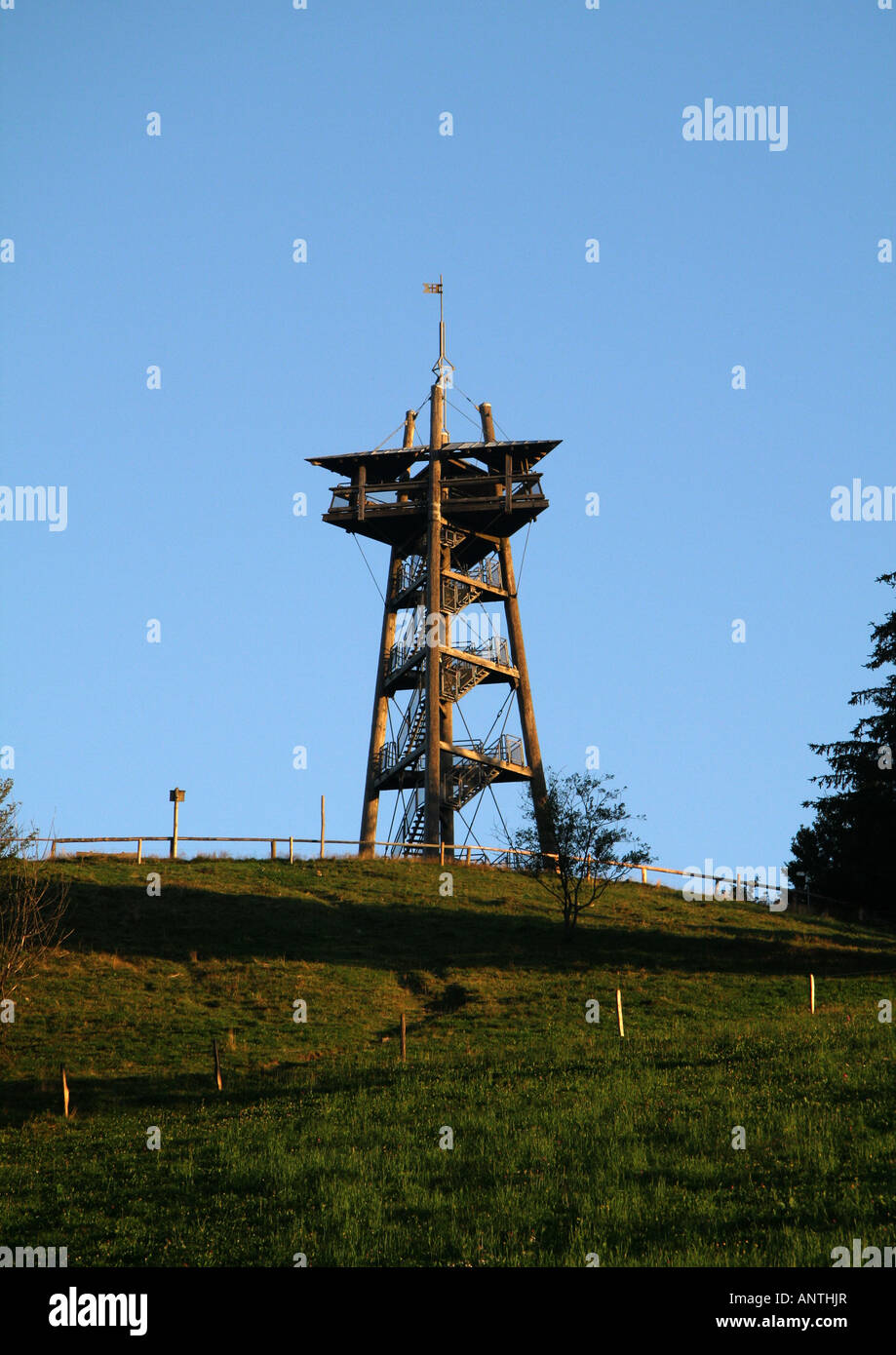 Achten Sie Turm Schauinsland Gipfel im Schwarzwald Stockfoto