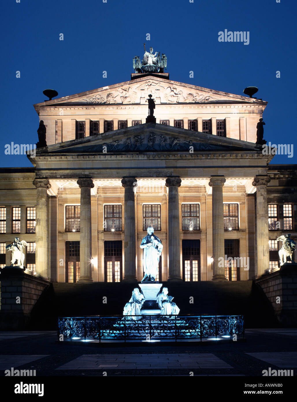 Schauspielhaus-Theater, Gendarmenmarkt, Berlin, Deutschland Stockfoto