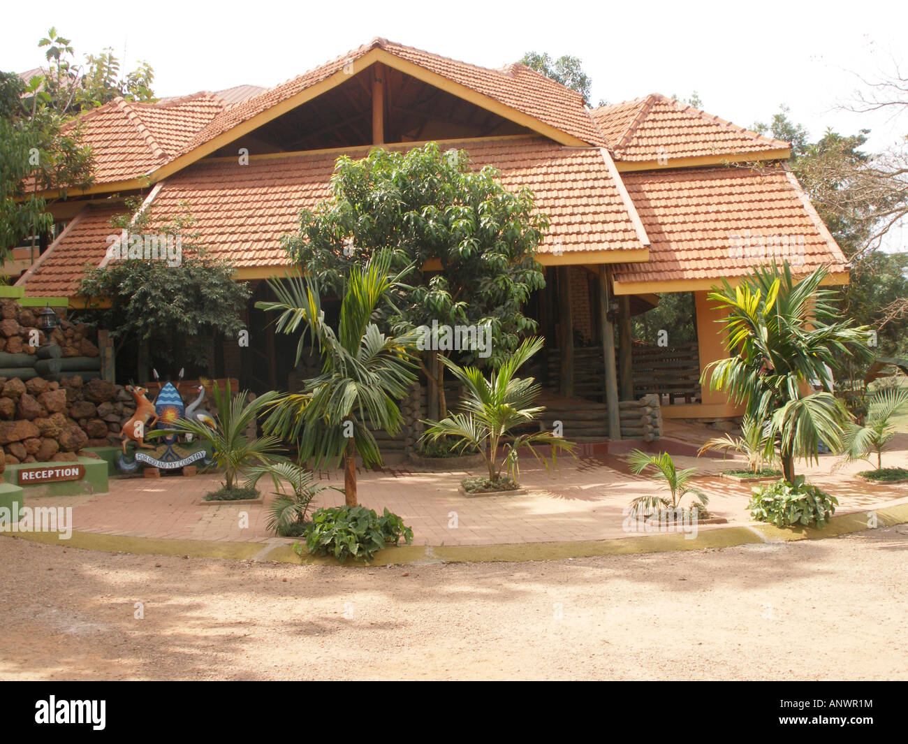 Wald Ferienhäuser Hotel auf dem Naguru Hill, Kampala, Uganda Stockfoto