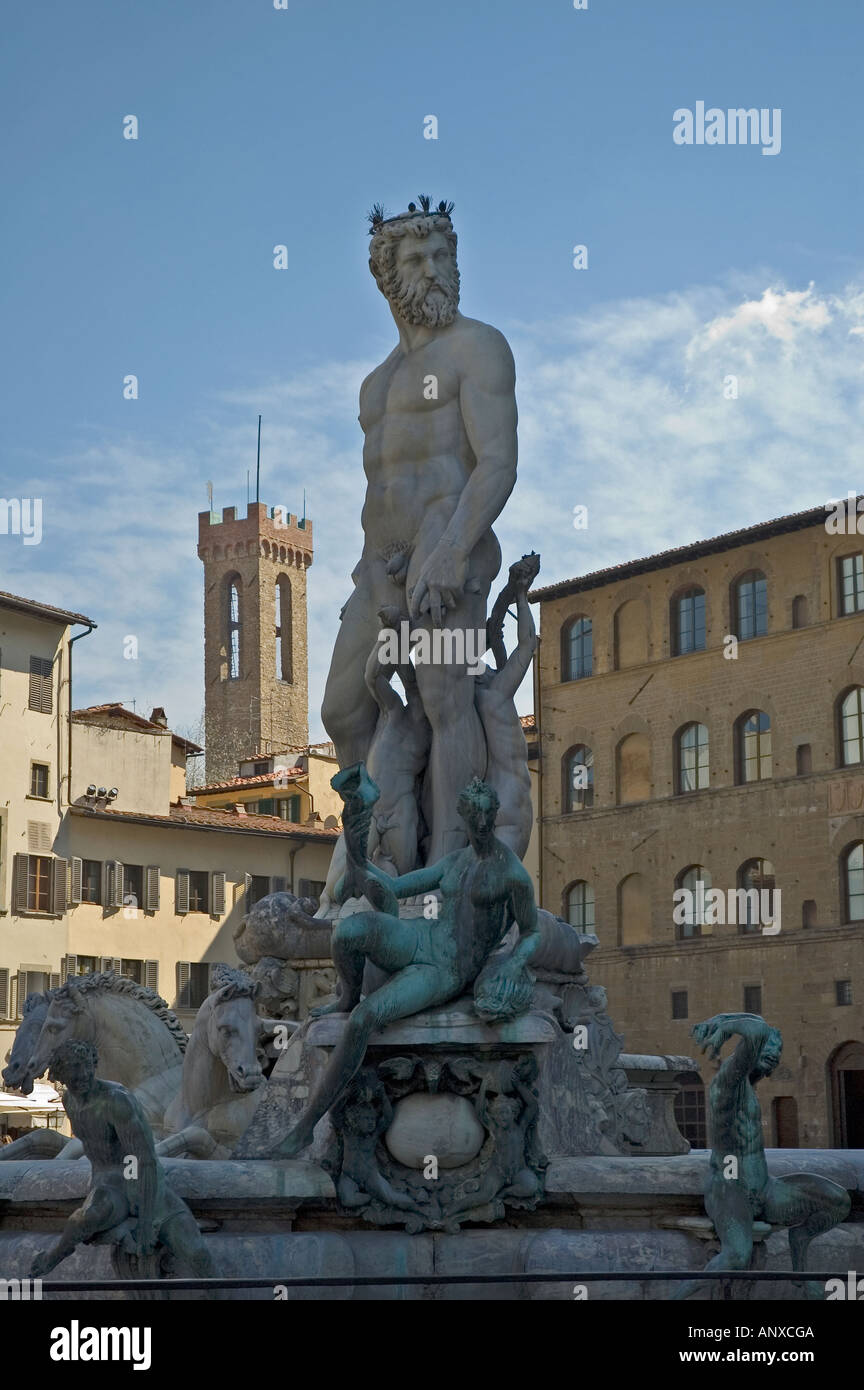 Eine vertikale Pictue Neptun s Brunnen auf der Piazza della Signoria Florence Stockfoto