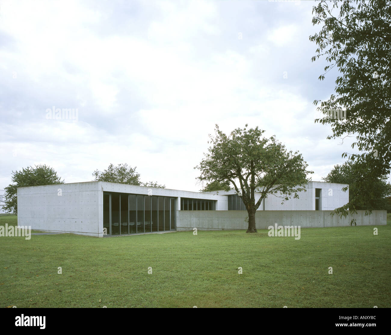 Konferenzpavillon Architekten Tadao Ando Vitra Designmuseum in Weil am Rhein Grafschaft Baden Württemberg Deutschland Stockfoto