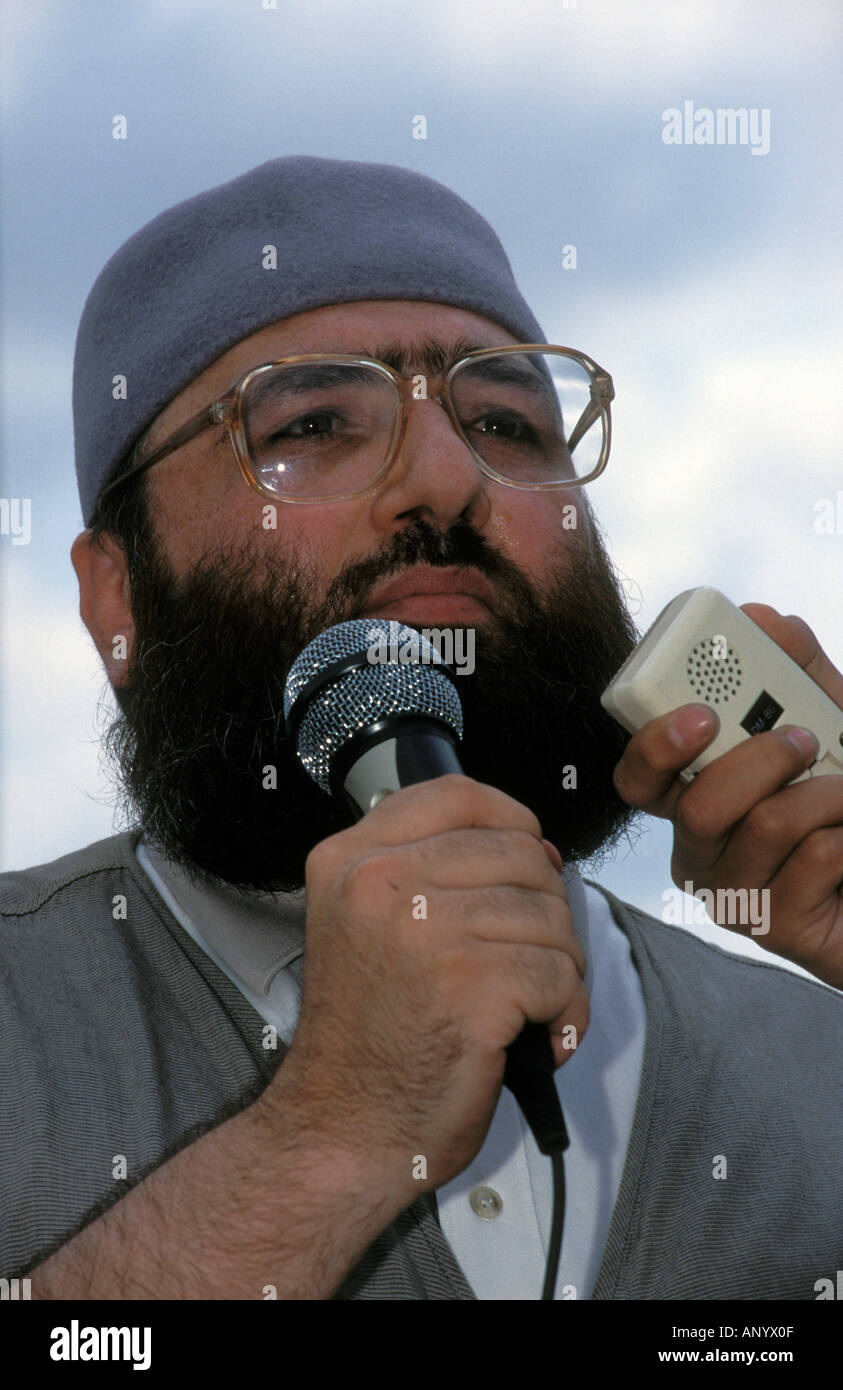 Scheich Omar Bakri Muhammad aka Tottenham Ayatollah, Amir Muhajiroun, Trafalgar Square, London, UK. Juli 1999. Stockfoto