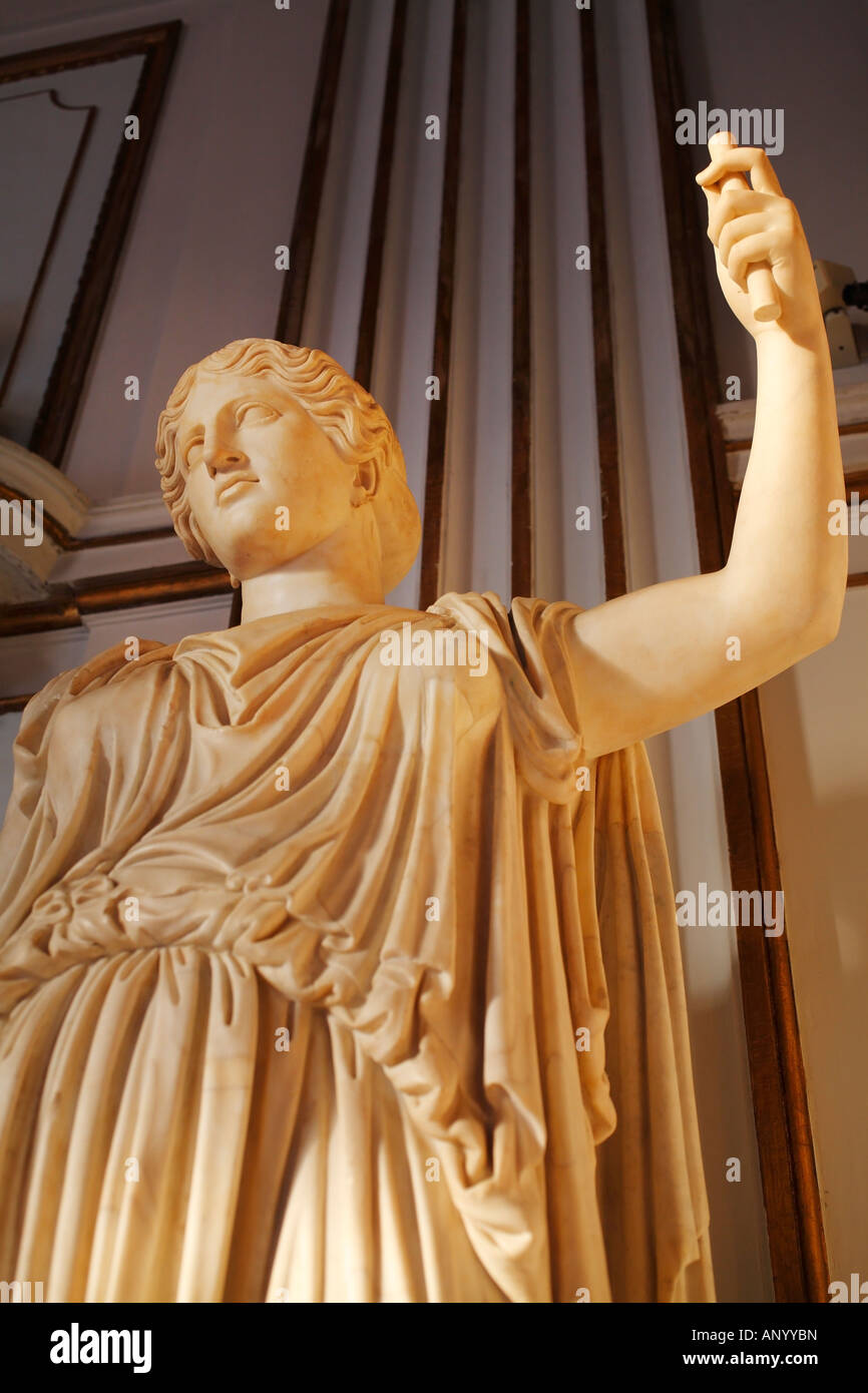 Statue von Demeter wiederhergestellt als Hera, Capitoline Museum, Rom Musei Capitolini Stockfoto