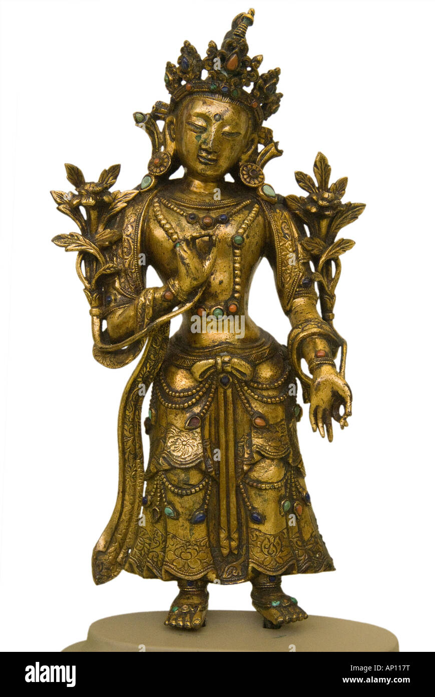 Maitreya vergoldeten Bronze Sanskrit Metteyya Pāli zukünftige Buddha stehend Welt buddhistische Eschatologie Bodhisattva vollständige erleuchten Stockfoto