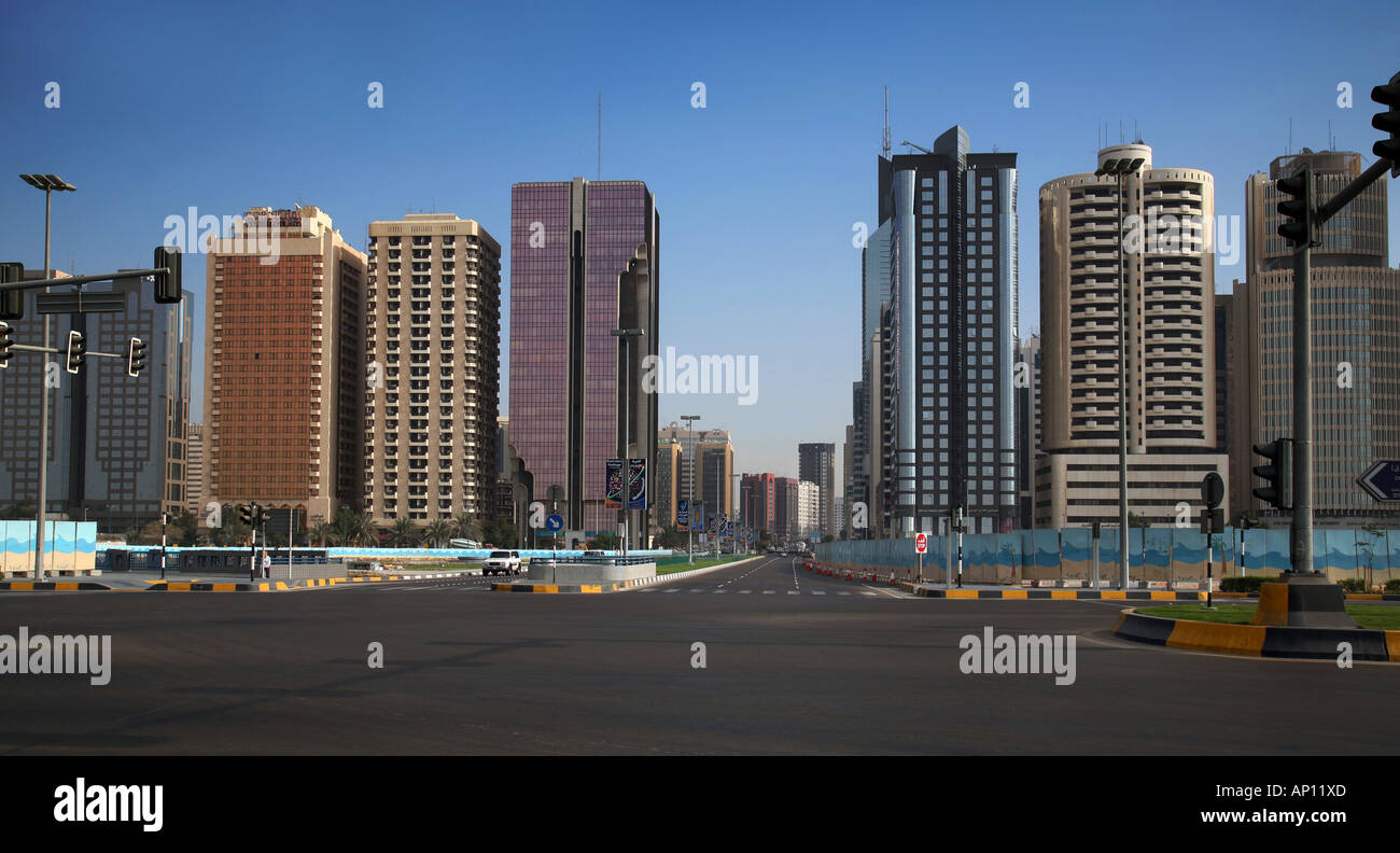 Moderne Wolkenkratzer, Stadt Abu Dhabi, Vereinigte Arabische Emirate Stockfoto