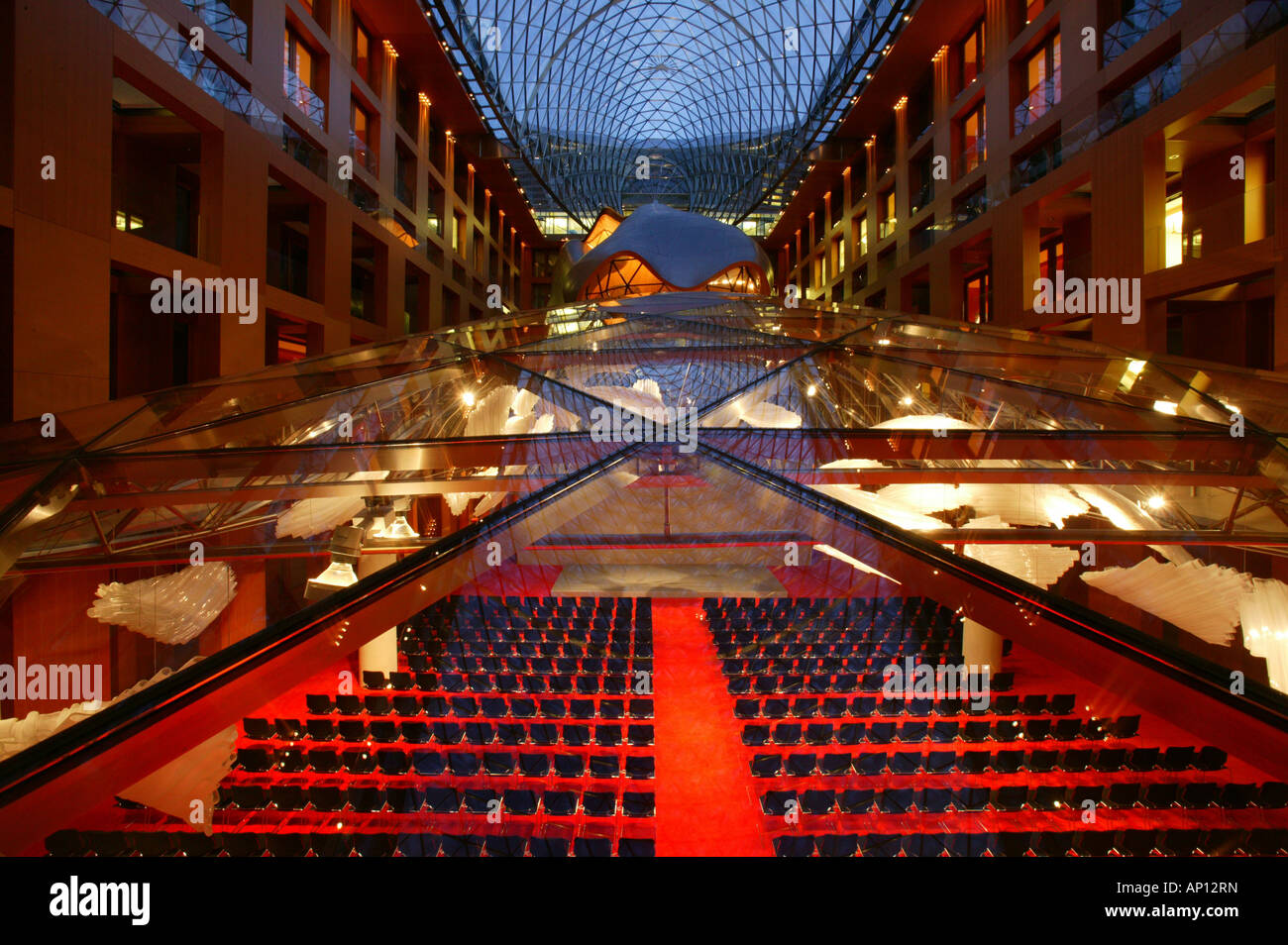 DZ-Bank am Pariser Platz, Konferenzsaal, Berlin, Deutschland Stockfoto