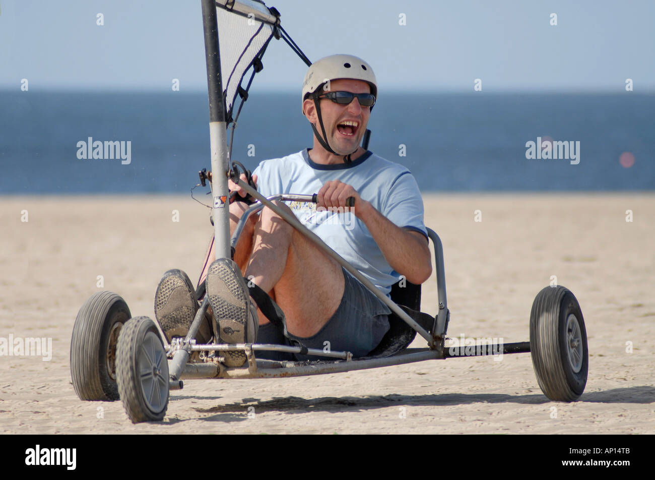 Blokart am Strand von St Ouens in Jersey Stockfoto