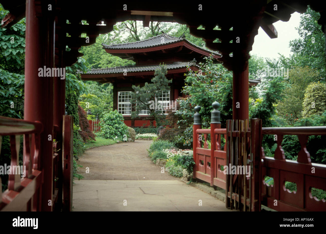 Leverkusen japanischer garten Fotos und Bildmaterial in hoher
