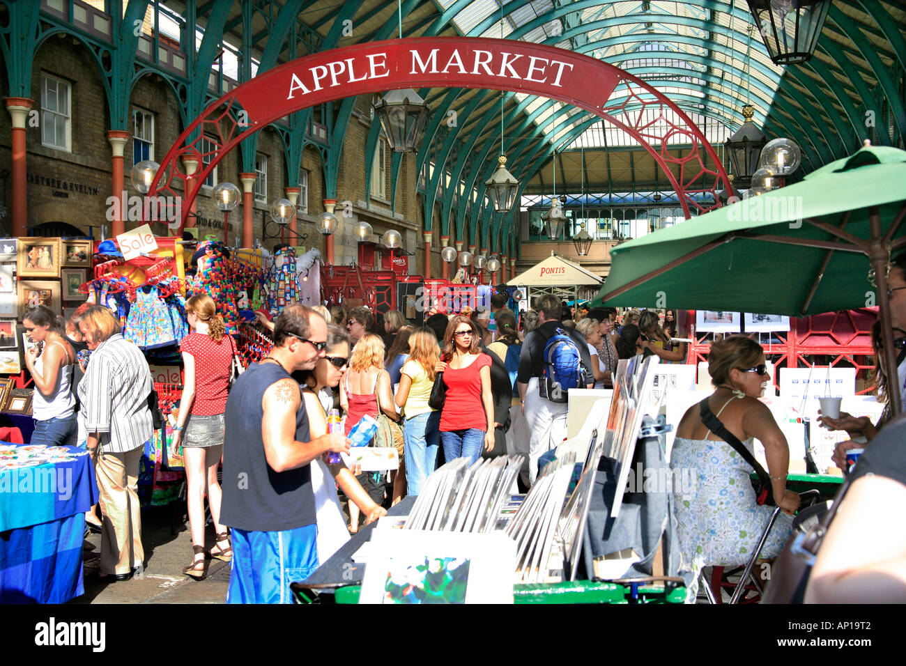 Covent Garden 'Apple' Market in London Stockfoto