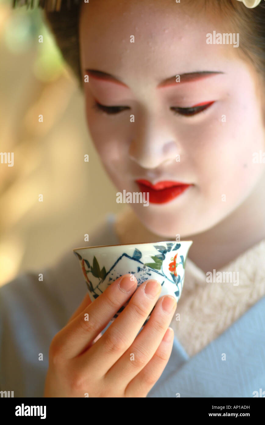 Nahaufnahme einer Geisha in Ausbildung, Maiko Masayo, Kyoto, Japan Stockfoto