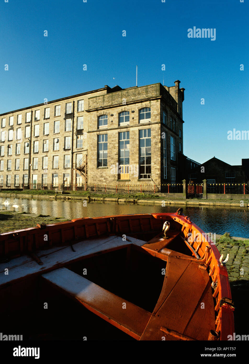 Cheshire Bollington Adelphi Mühle auf Macclesfield Kanal Stockfoto