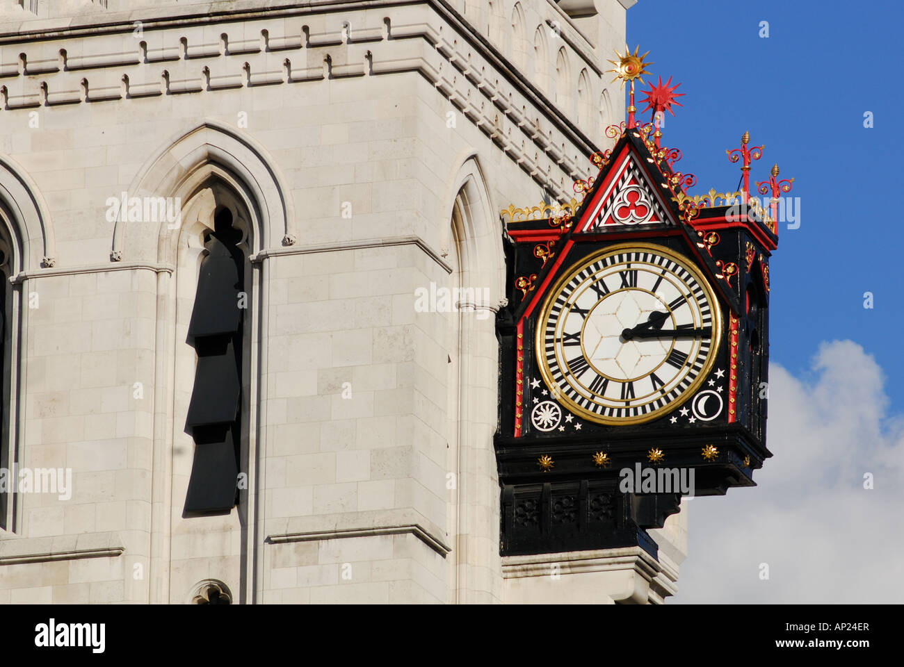 Uhr, Königshof der Gerechtigkeit, der Strand, London, UK Stockfoto