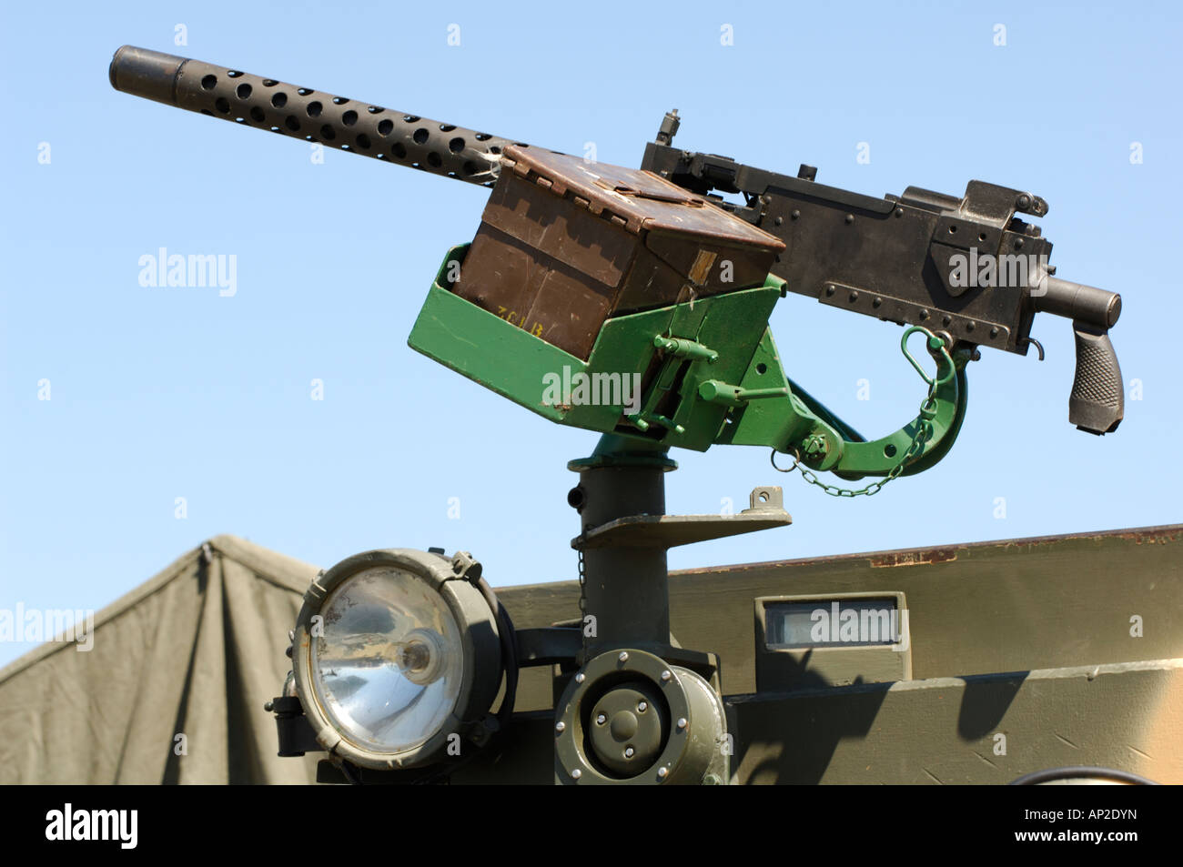 Fahrzeugmontierte Maschinengewehr Aus Dem Krieg Fotos Und 