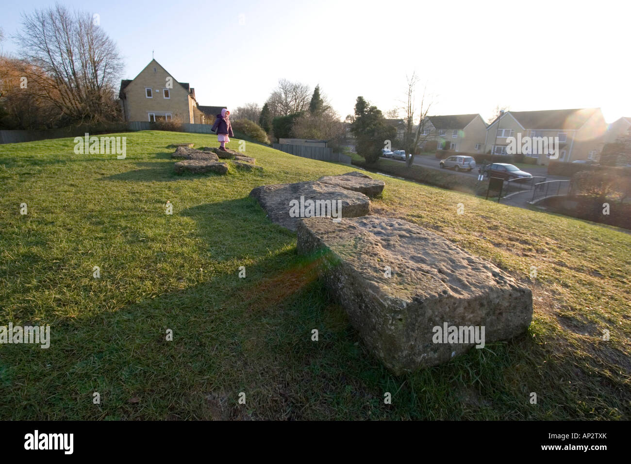 Britanniens Gate in Cirencester, die Überreste der alten römischen Stadtmauer und Torhaus Stockfoto