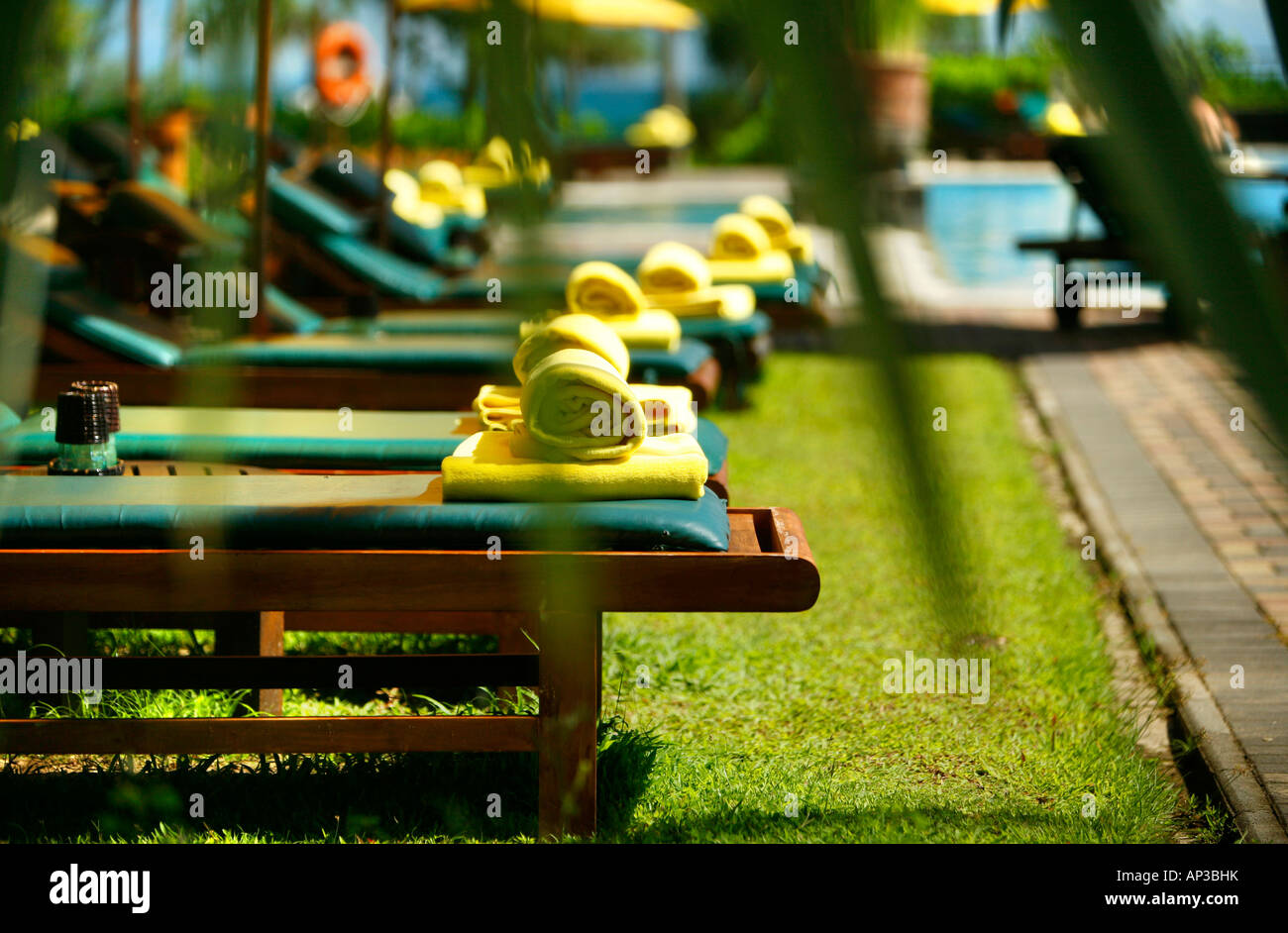 Liegestuhl im Angsana Resort, Bintan Island, Indonesien Stockfoto