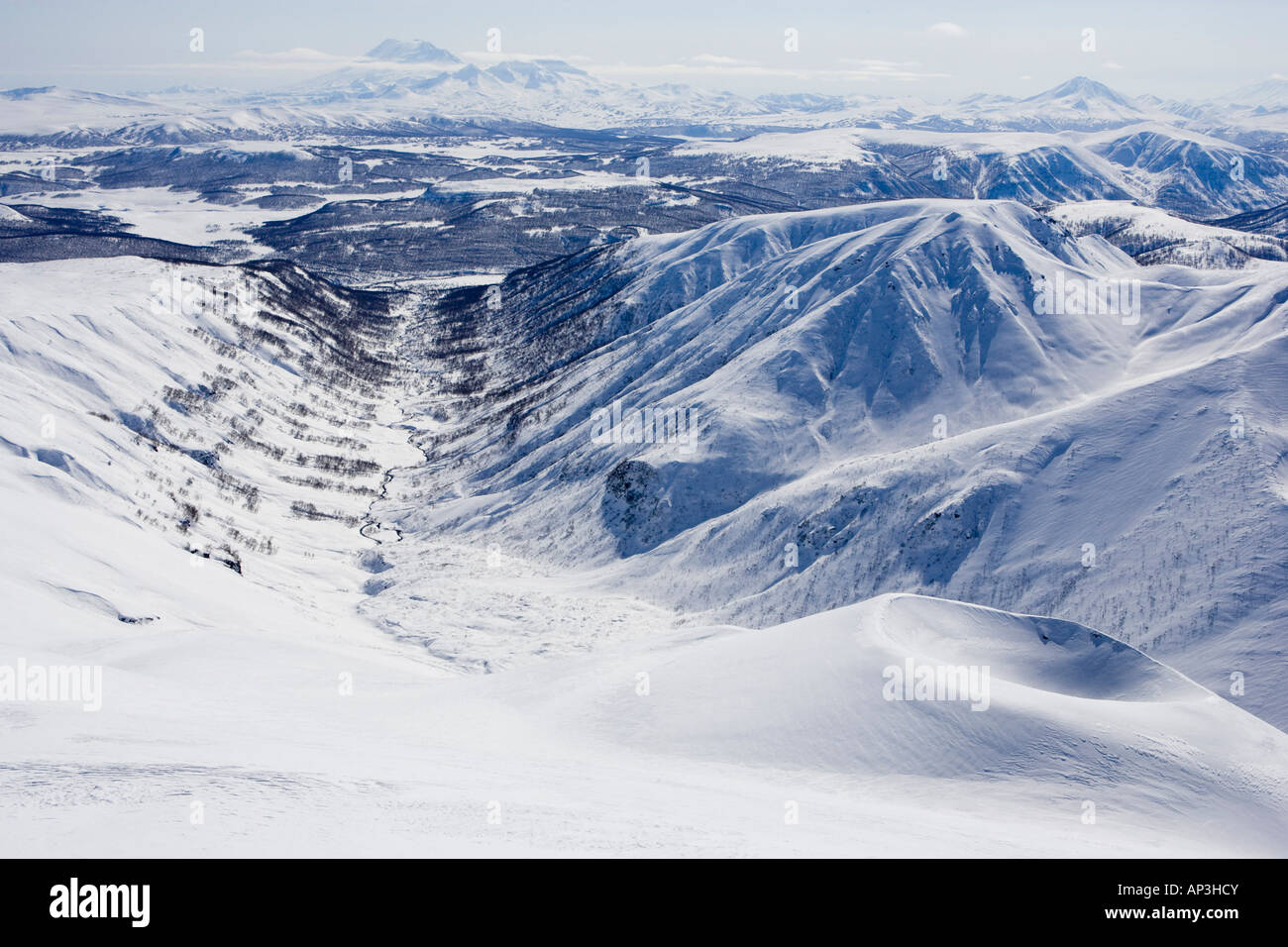 Vulkane im Schnee. Kamtschatka, Sibirien, Russland. Stockfoto