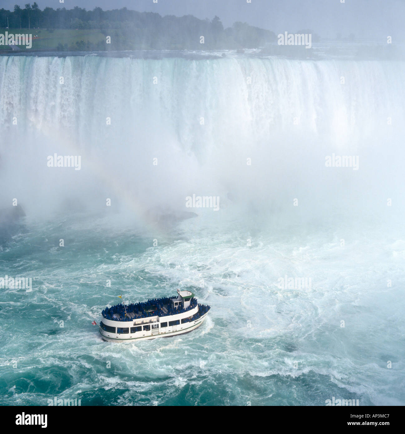 Mädchen des Nebels Kreuzfahrtschiff, Niagara Falls, Ontario, Kanada Stockfoto
