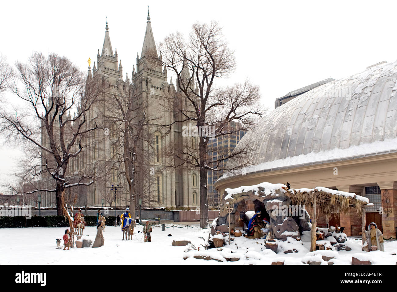 SLC LDS Tempel Krippe Winter. Tempel und Tabernakel auf dem Tempelplatz Stockfoto