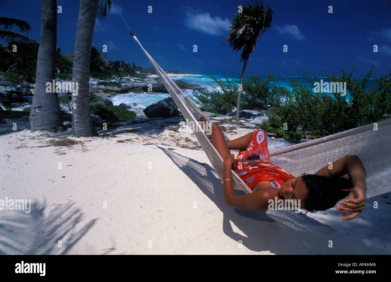 Mexiko, Quintana Roo, Tulum Beach, in einer Hängematte ausruhen Stockfoto