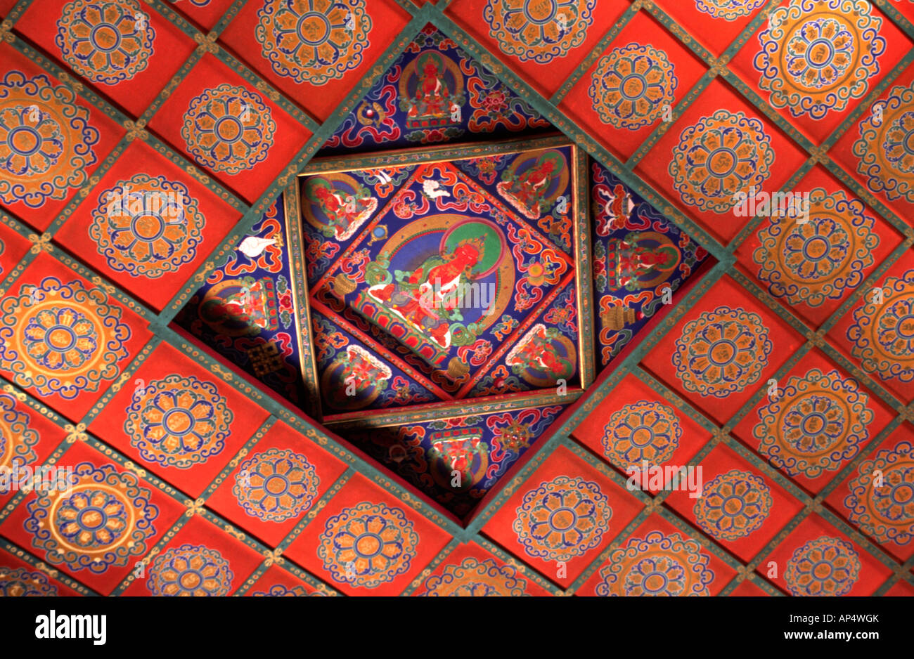 Detail des CIELING in der Hauptkammer des JOKHANG Tempel LHASA TIBET Stockfoto