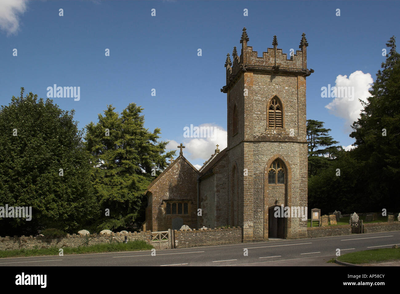 Die späten mittelalterlichen Kirche von St. Andrew, Minterne Magna, Dorset. Stockfoto