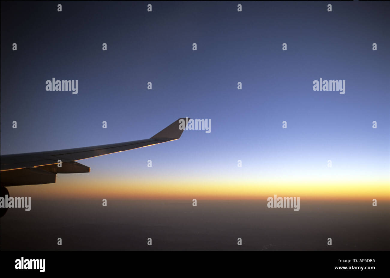 Sonnenuntergang in 30 000 fts Stockfoto
