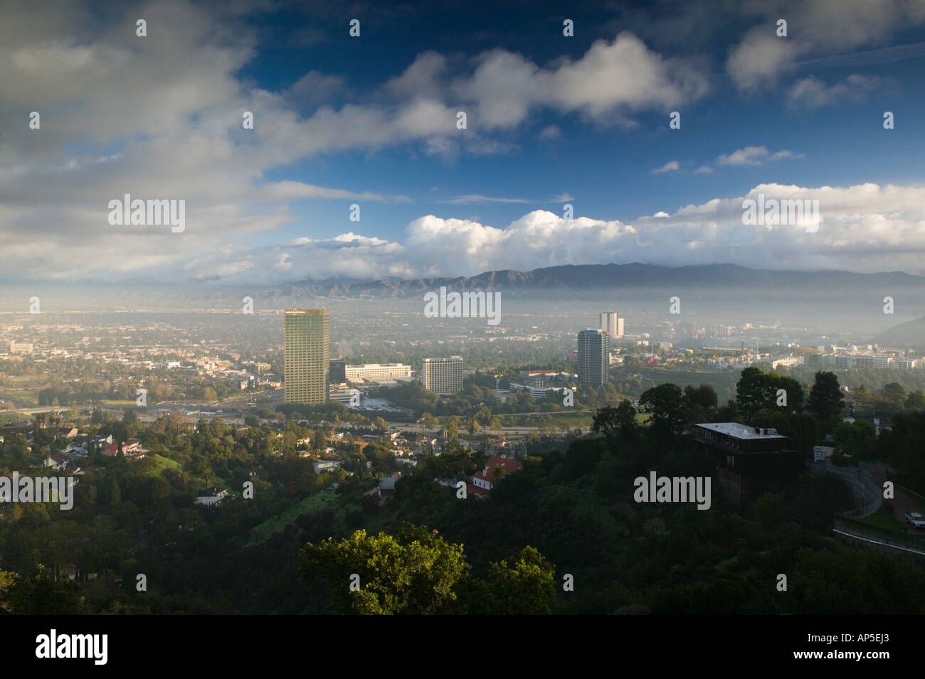 USA, California, Los Angeles, San Fernando Valley: Morgendliche Aussicht von Universal City / NBC Studios Stockfoto