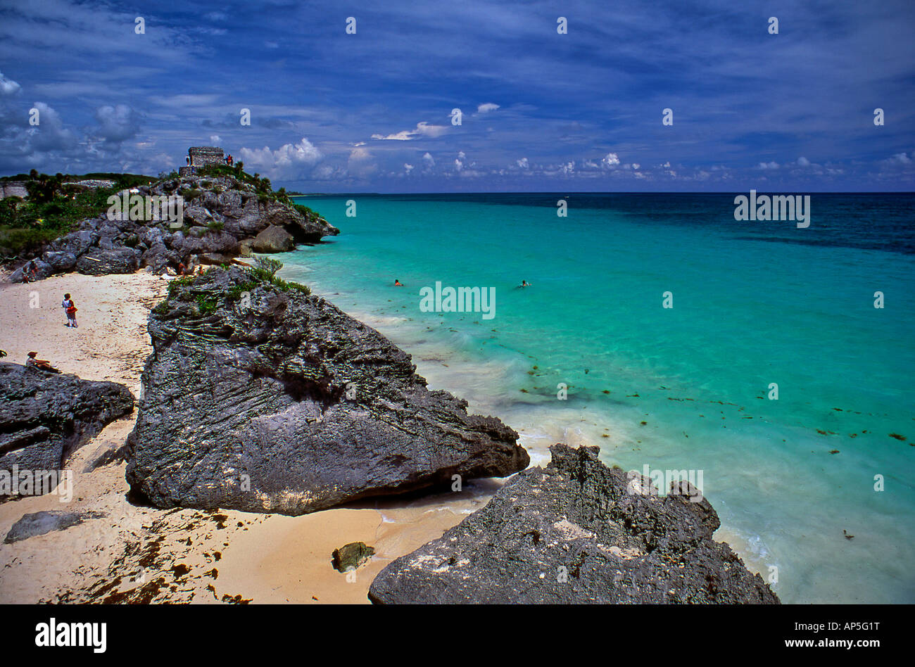 Maya-Ruinen und Strand von Tulum auf der Halbinsel Yucatan-Mexiko Stockfoto