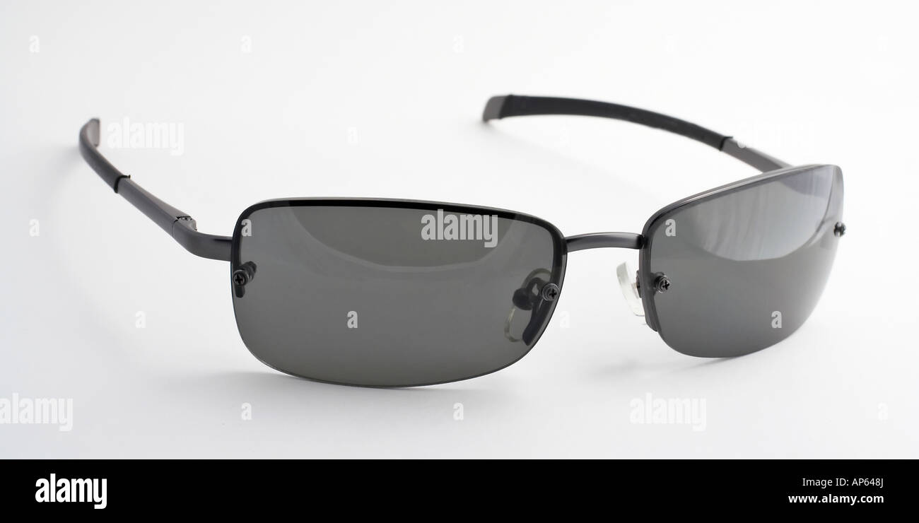 Sonnenbrille Closeup auf weißem Hintergrund Stockfoto