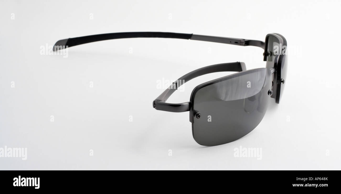 Sonnenbrille Closeup auf weißem Hintergrund Stockfoto