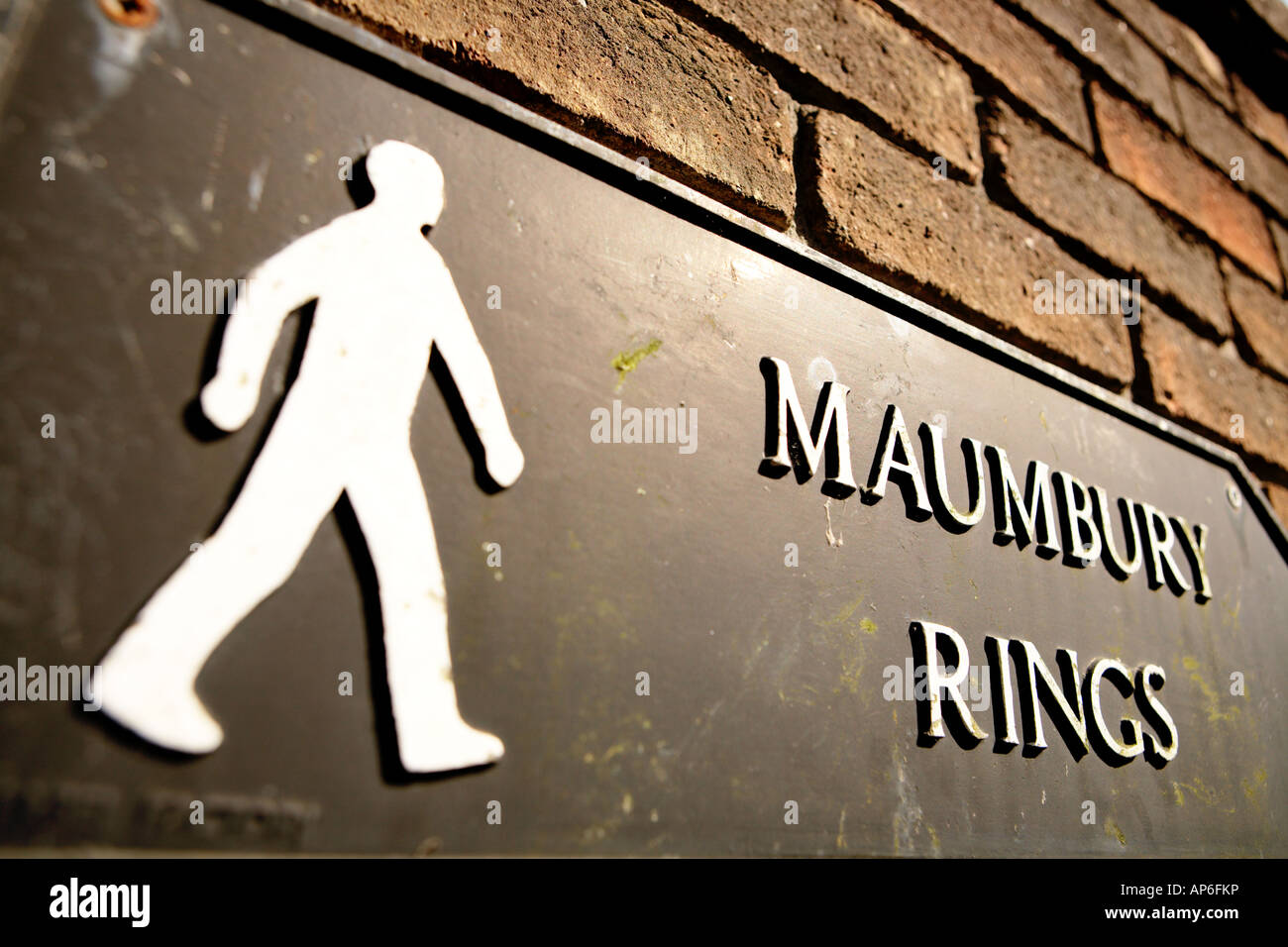 Melden Sie sich, Regie Maumbury Ringe Amphitheater in Stadt Dorchester, Dorset, England, UK. Stockfoto