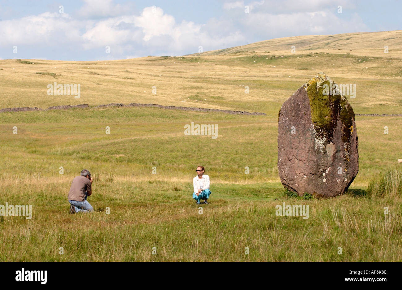 Maen Llia eine massive Diamant geformt Menhir auf isolierte offene Heidelandschaft zwischen Ystradfellte und Heol Senni Powys Wales UK Stockfoto