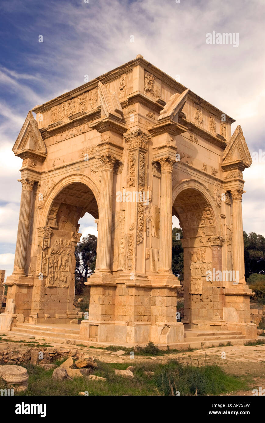 Bogen von Septimius Severus, Leptis Magna, Libyen, Nordafrika. Stockfoto