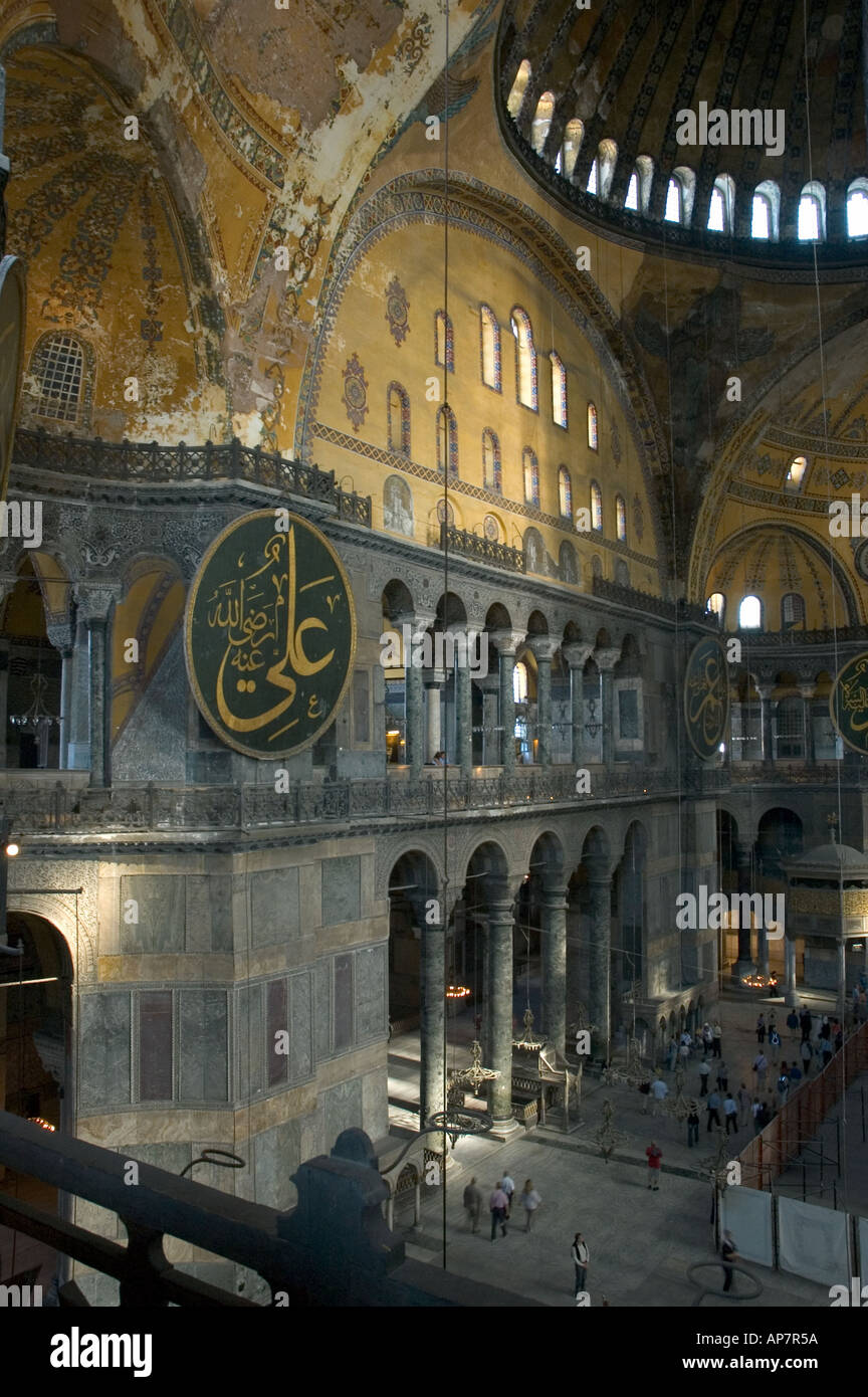 Im Inneren der Aya Sofya in Istanbul Stockfoto