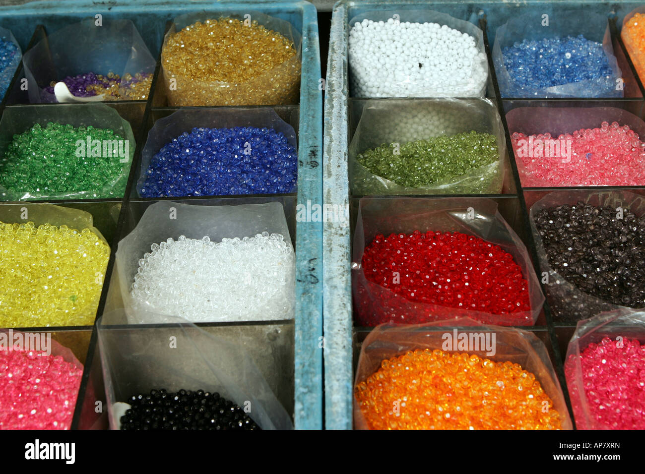 Beutel mit Edelsteinen, Perlen, Sham Shui Po, Hongkong Stockfoto